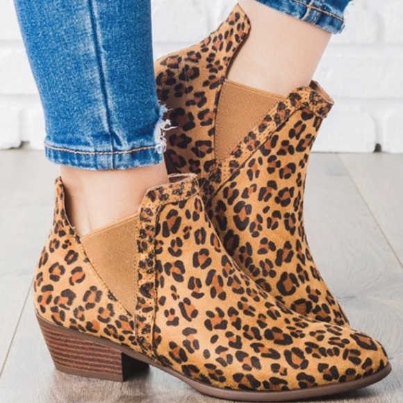 ⚡️1 left! ⚡️🍁 Leopard Print Booties - Picture 2 of 6